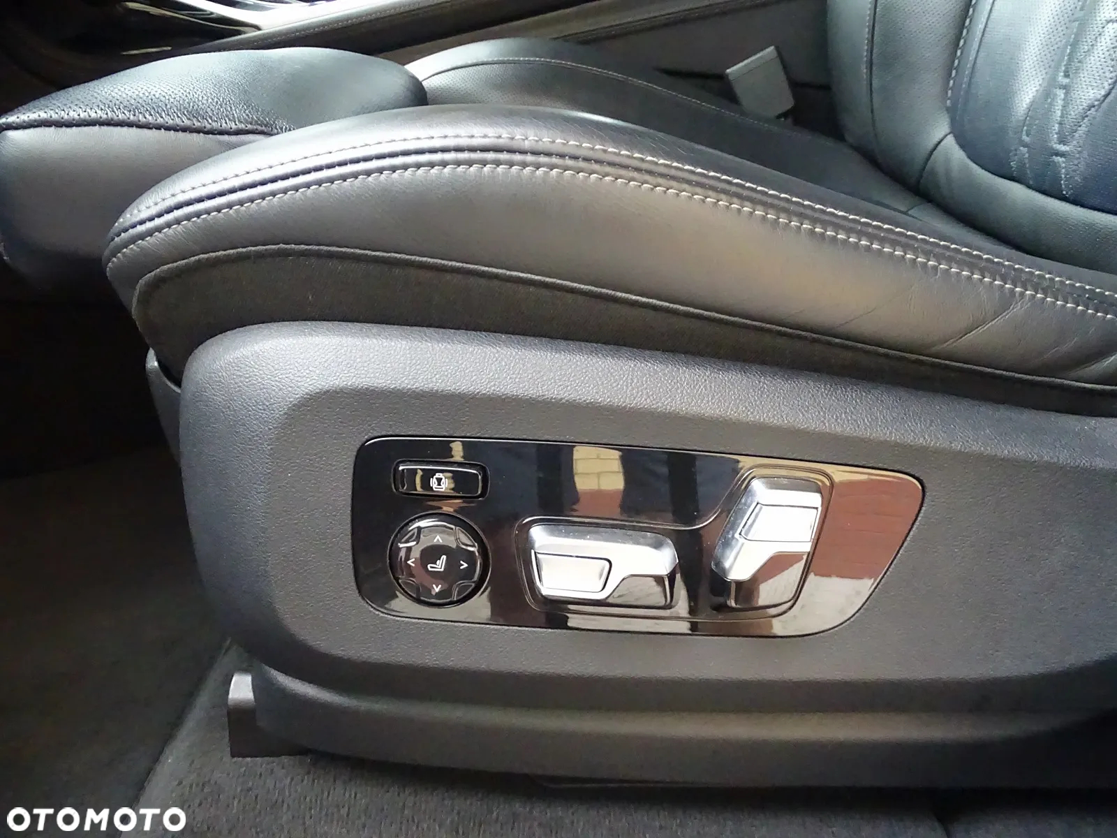 BMW X7 M50d sport - 34