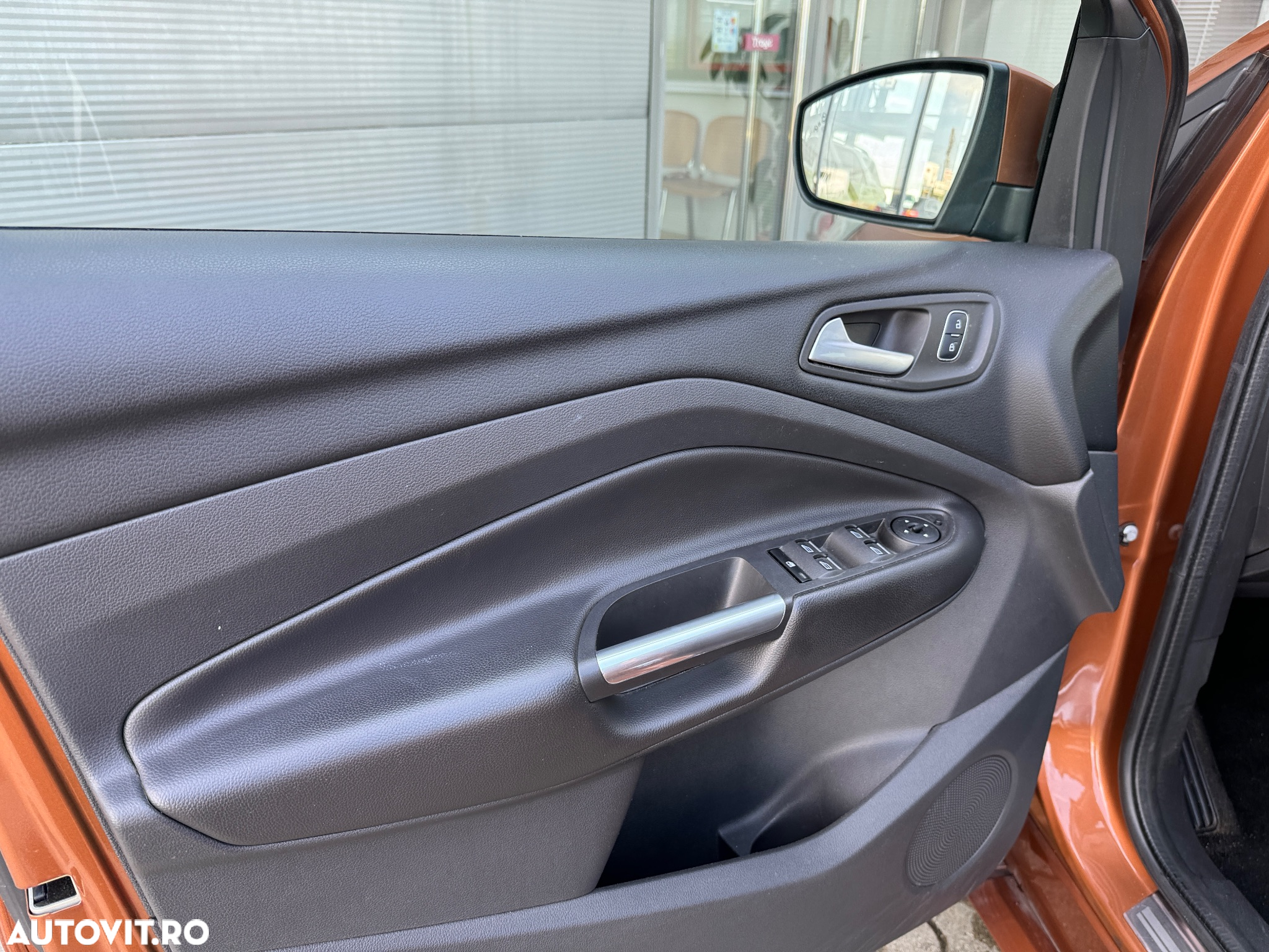 Ford Kuga 2.0 TDCi 4WD Powershift ST-Line - 20