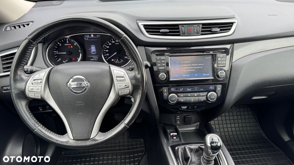 Nissan X-Trail 1.6 DCi Tekna 4WD - 28