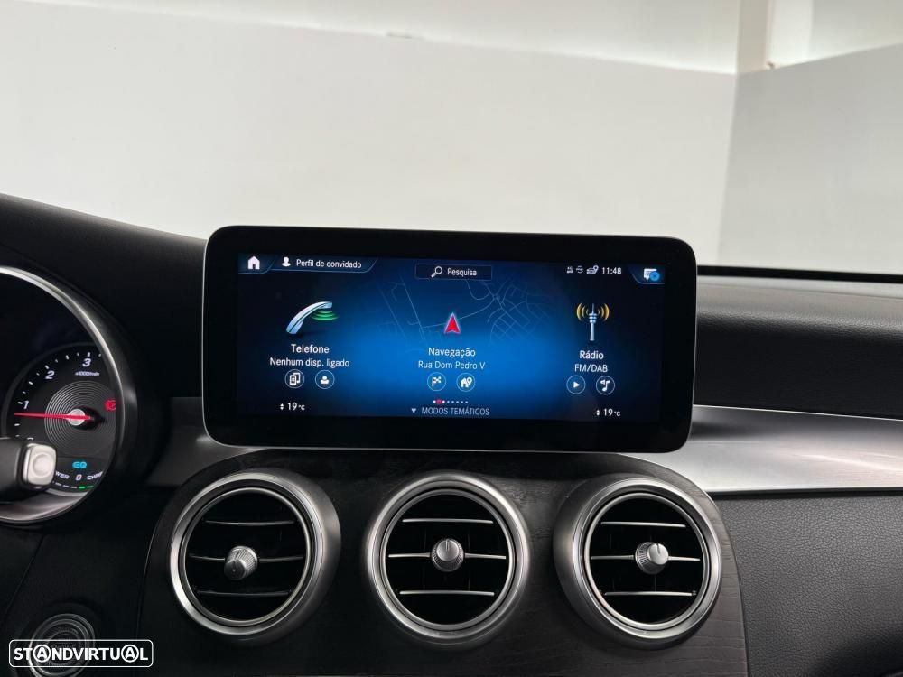 Mercedes-Benz GLC 300 e 4Matic 9G-TRONIC Avantgarde Advanced - 36