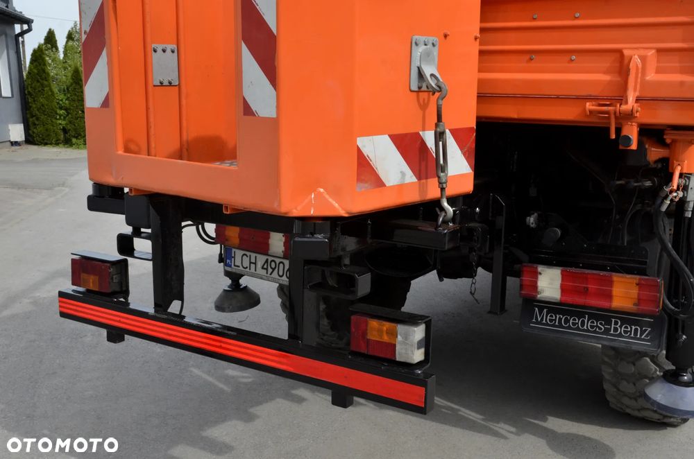 Mercedes-Benz UNIMOG 500 - 11