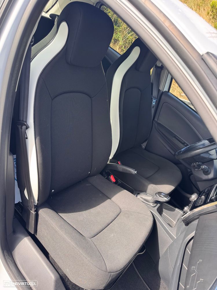 Renault Zoe (c/ Bateria) 41 kwh Life - 9
