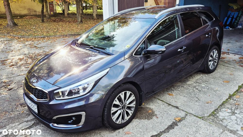 Kia Ceed Cee'd 1.6 CRDi L Business Line - 1
