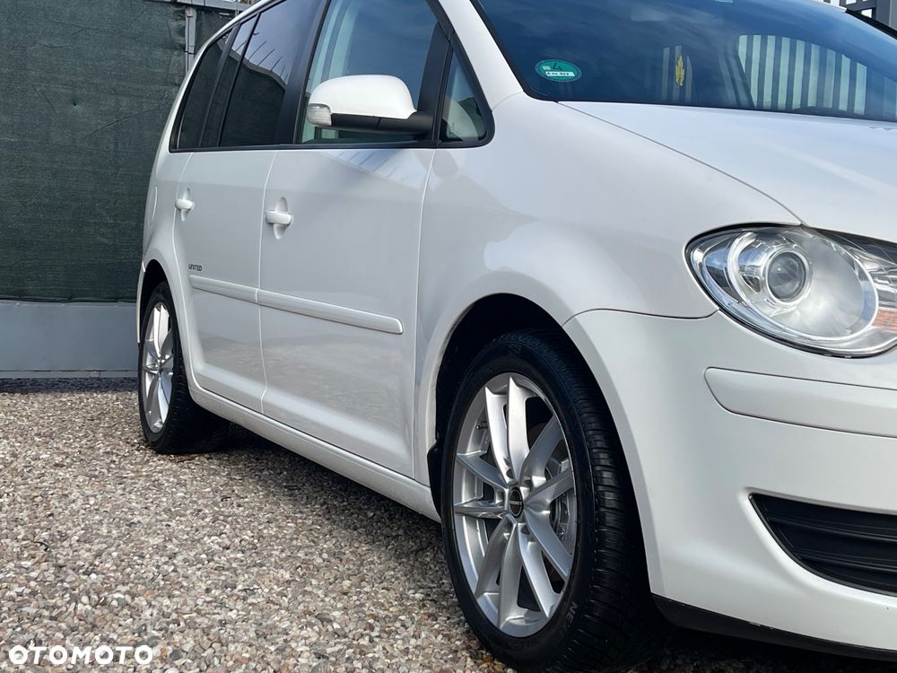 Volkswagen Touran 1.9 TDI DPF United - 9