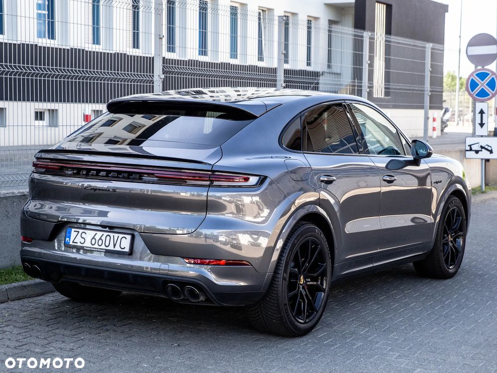 Porsche Cayenne S E-Hybrid PHEV - 14