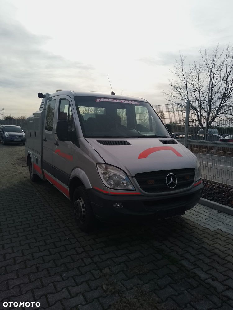 Mercedes-Benz Sprinter 616 - 9