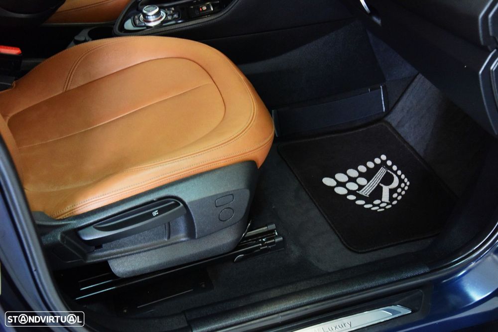 BMW 216 Active Tourer d Line Luxury - 26