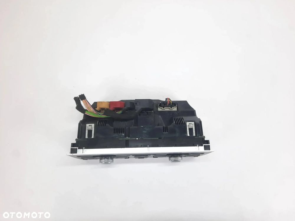 PANEL KLIMATYZACJI AUDI Q7 4L LIFT 4L0820043AH - 2
