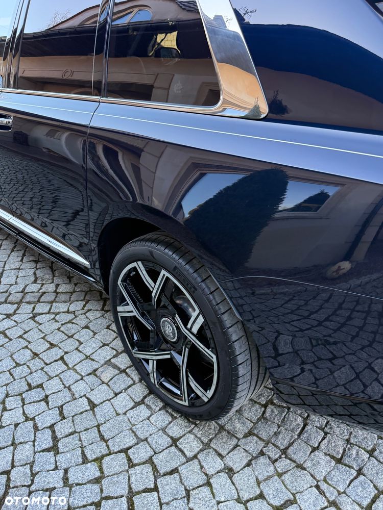 Rolls-Royce Cullinan - 8