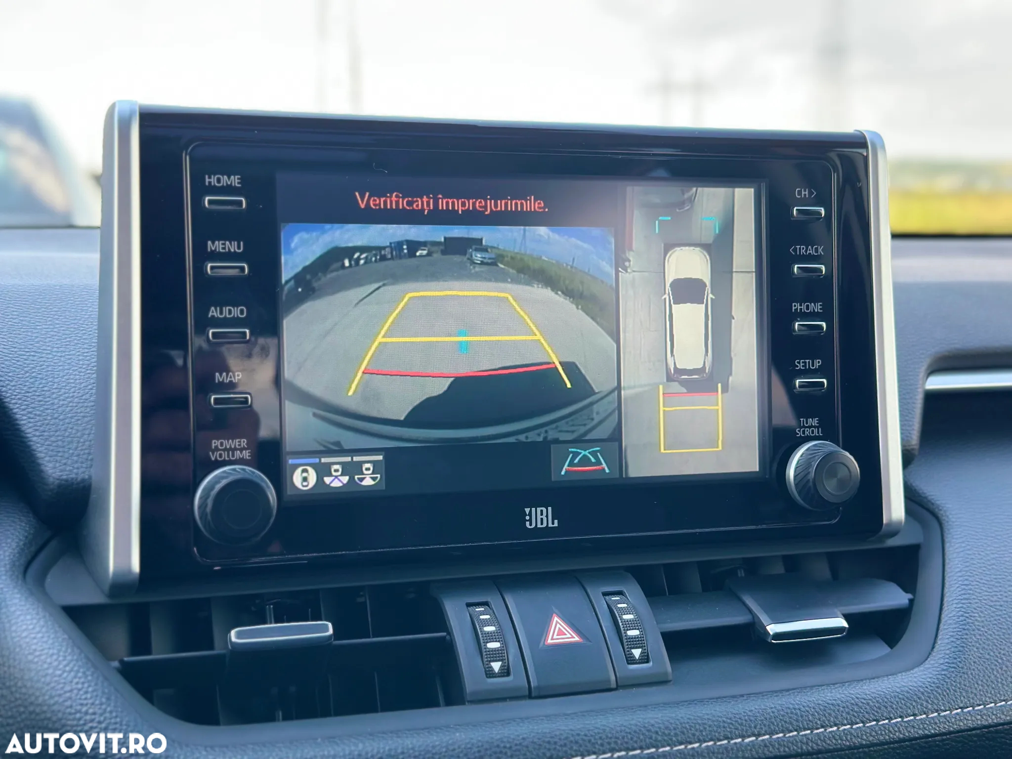 Toyota RAV4 2.5 Hybrid VVT-iE 4x4 Luxury Premium - 26