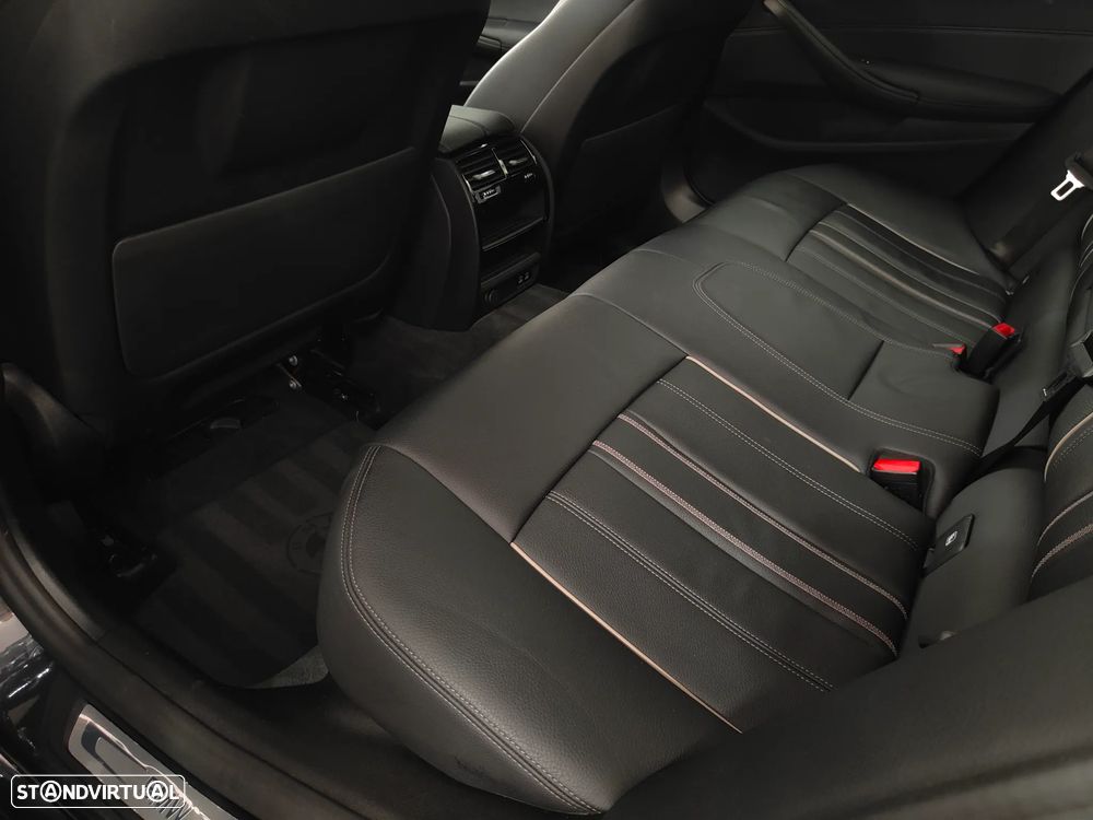 BMW 530 e iPerformance Line Luxury - 42