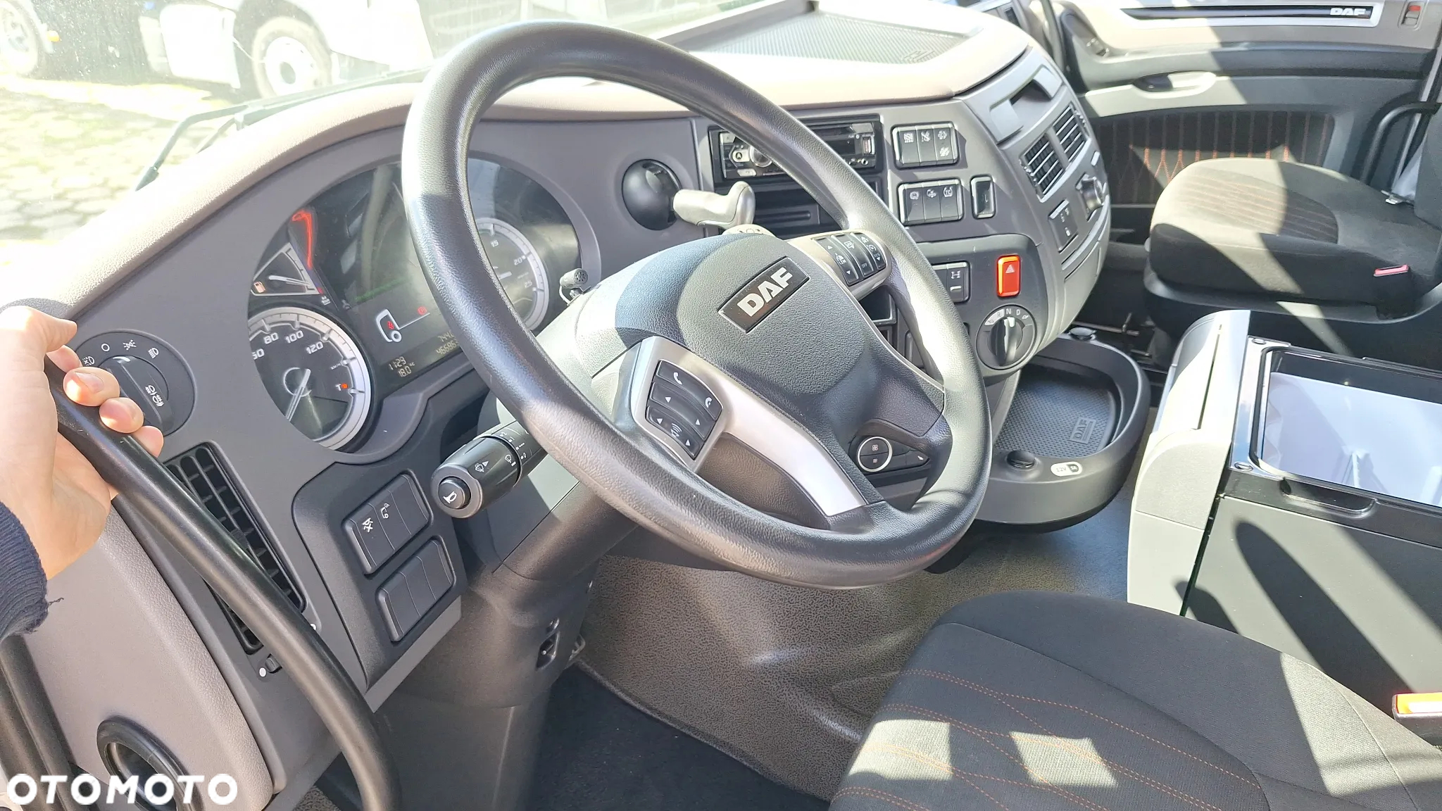 DAF XF 480 Space Cab/ RETARDER / klimatyzacja - 12