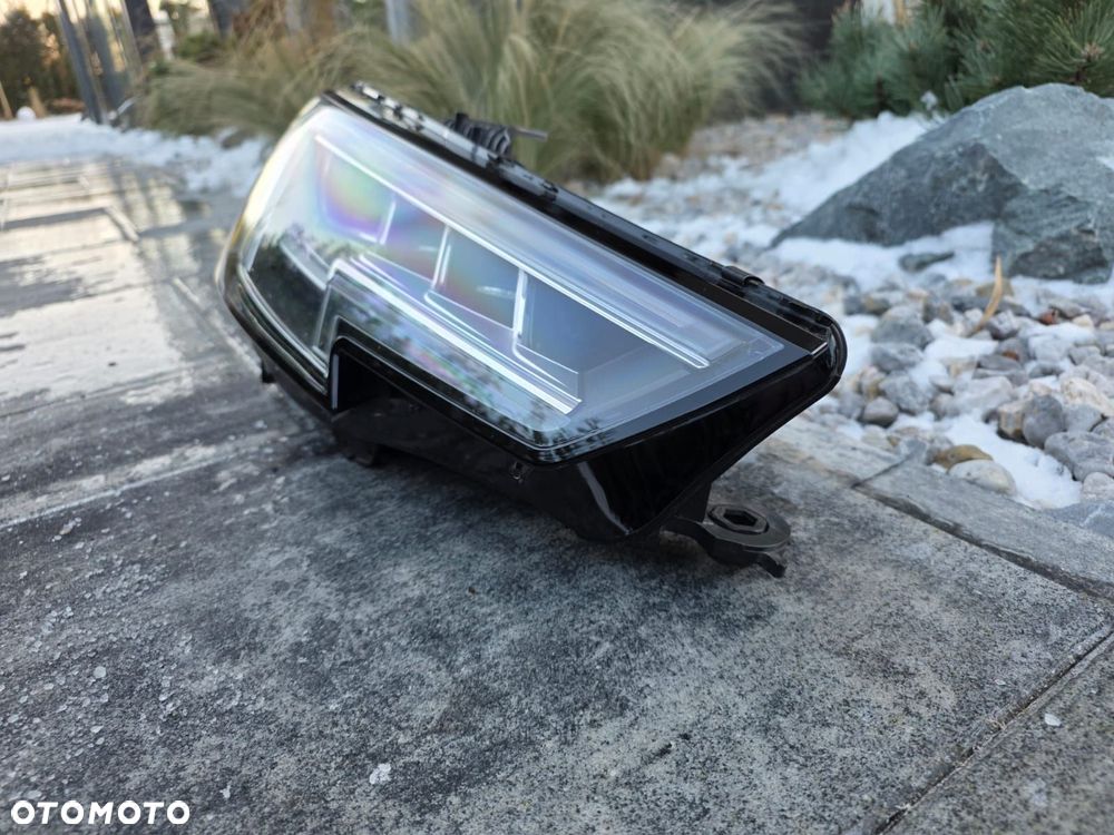 audi a4 s4 b9 lampa prawa przód full led matrix 8w0941036 - 3