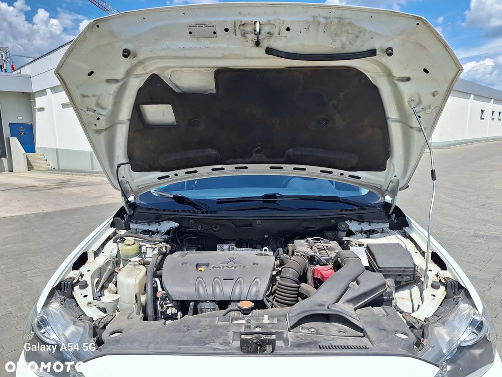 Mitsubishi Lancer 1.8 Inform - 10