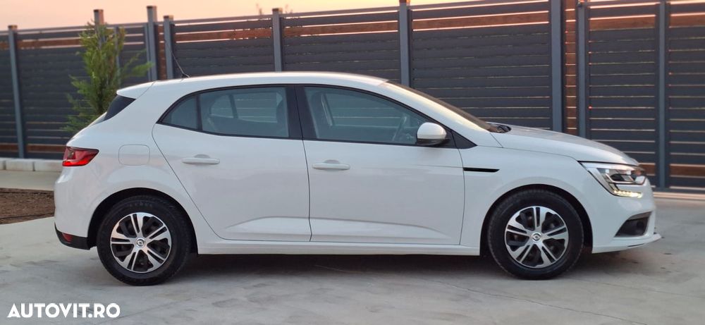 Renault Megane BLUE dCi 115 LIMITED - 4