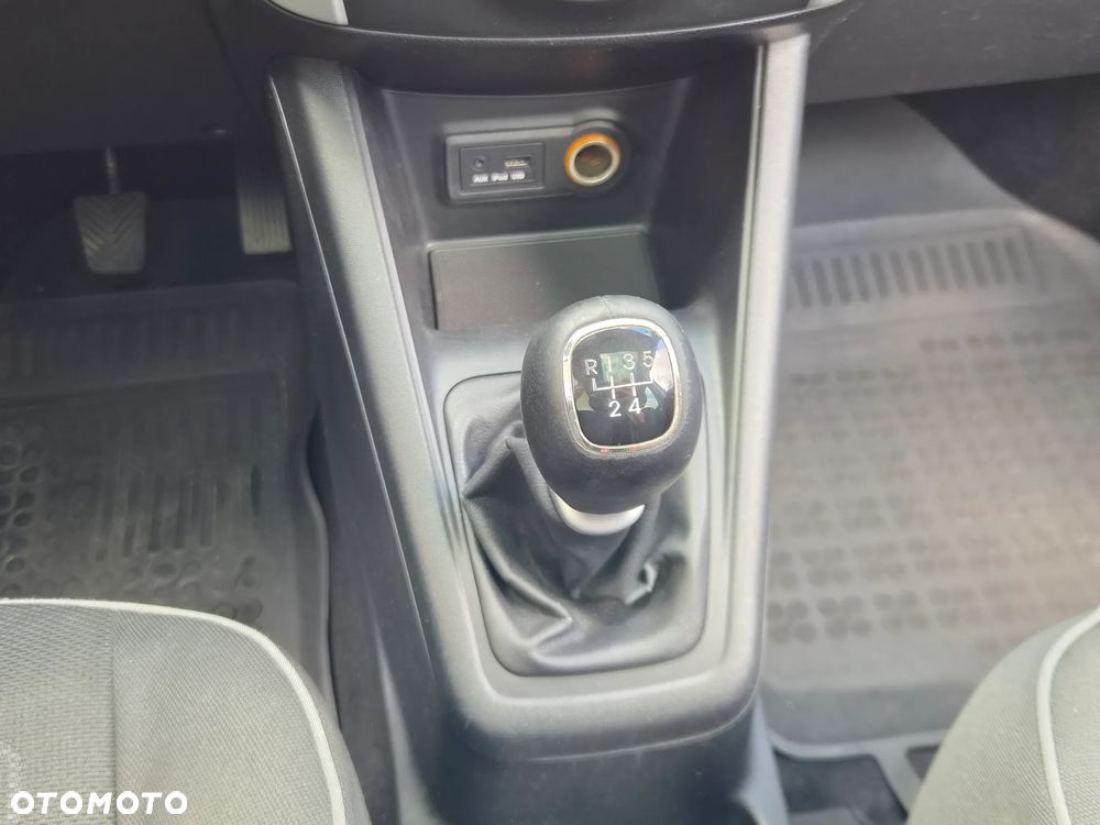 Kia Venga 1.4 L - 22