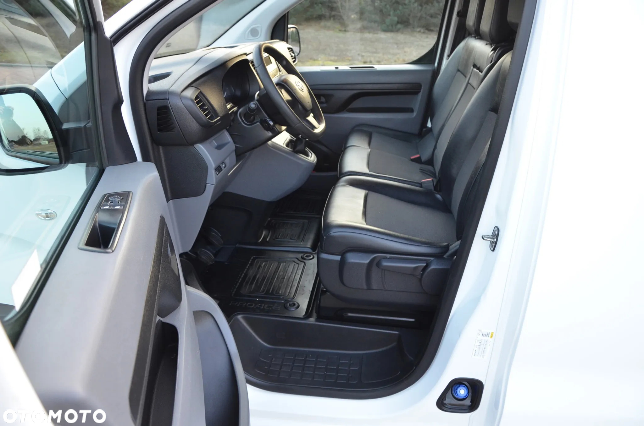 Toyota PROACE - 16