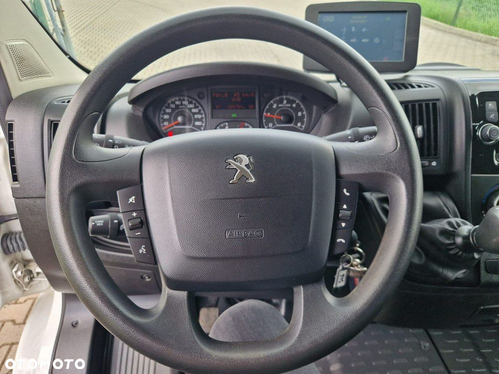 Peugeot Boxer - 16