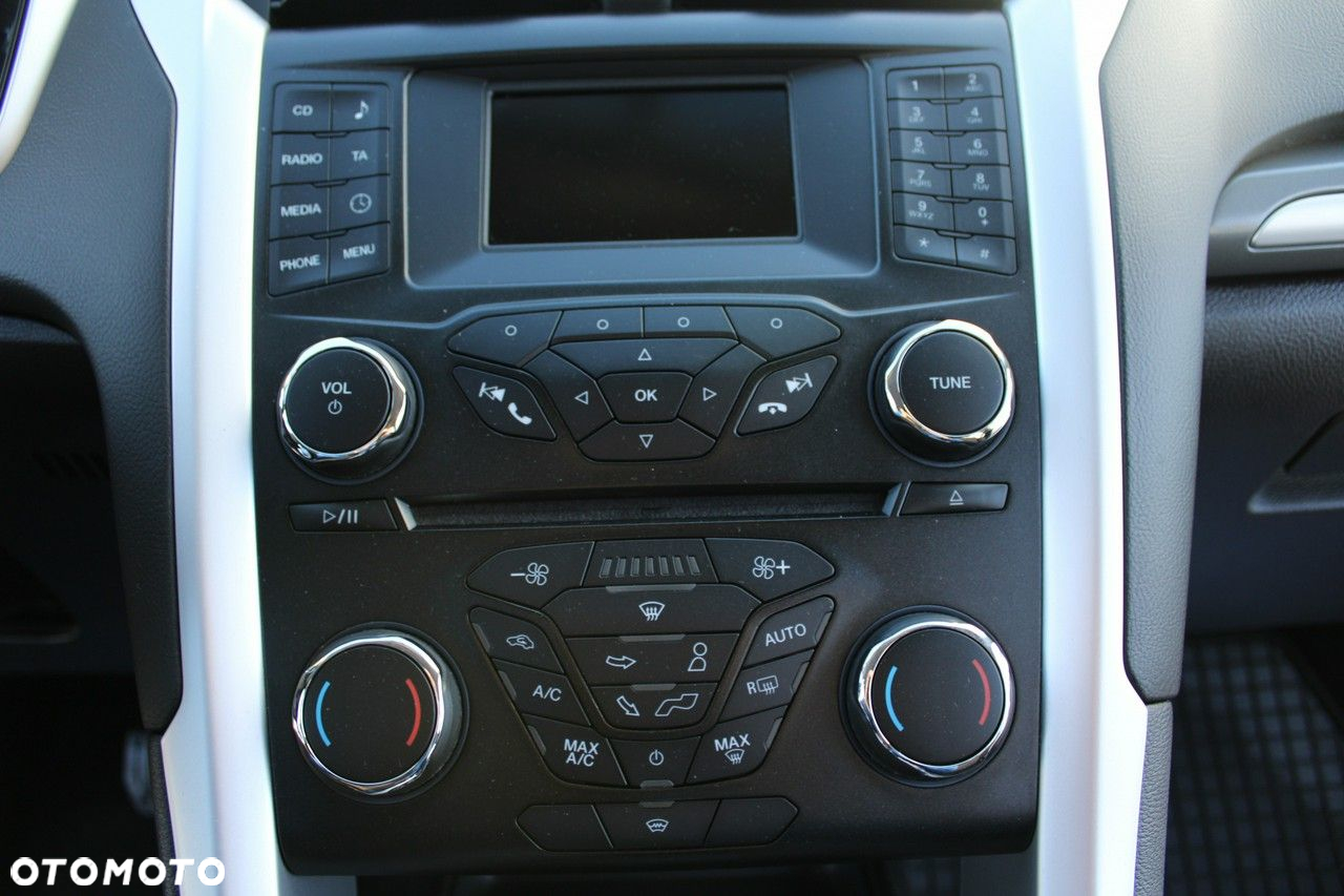 Ford Mondeo - 24