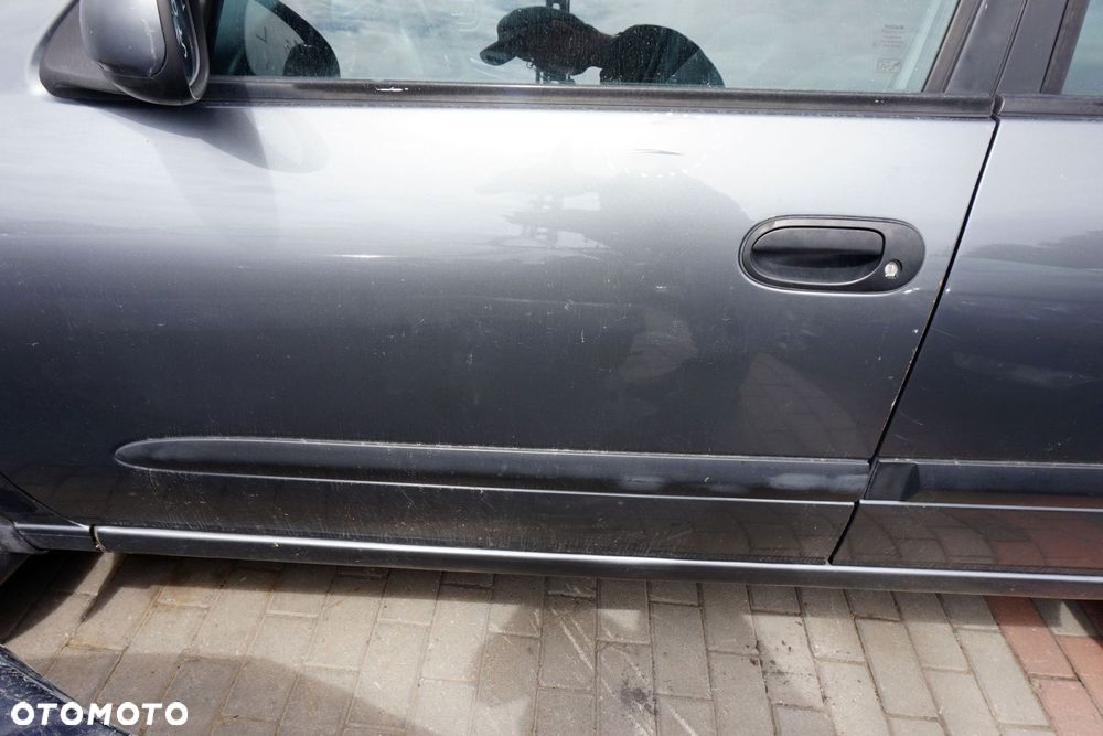 DRZWI PRZEDNIE LEWE ALMERA II N16 LIFT 5D HB KY5  SZARY NISSAN 2003-2006 - 3