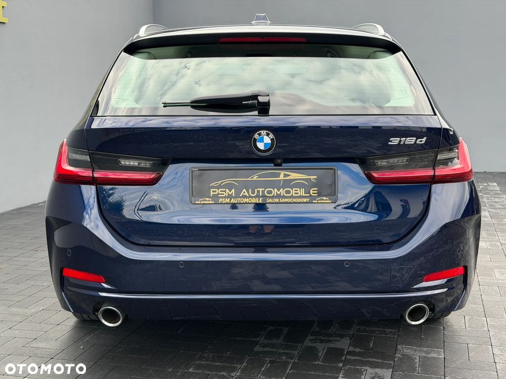 BMW Seria 3 318d mHEV - 9