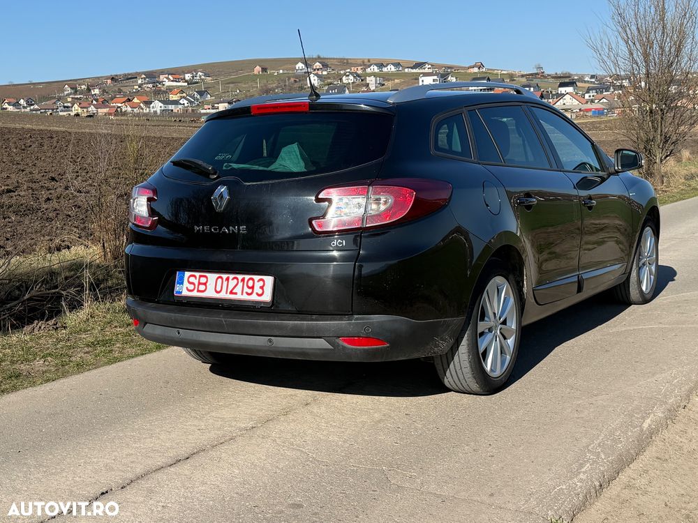 Renault Megane 1.5 dCi Dynamique Aut. - 4