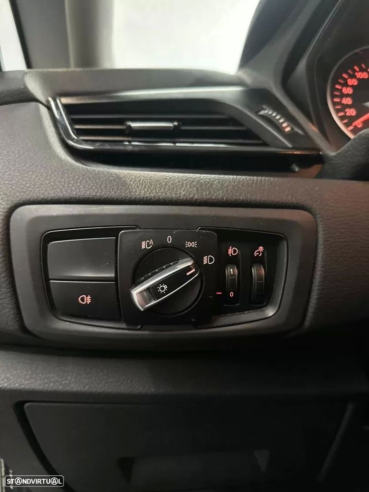 BMW 216 Active Tourer d Line Sport - 13