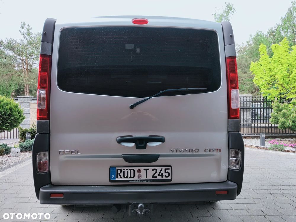 Opel Vivaro L2H1 2.9t - 19