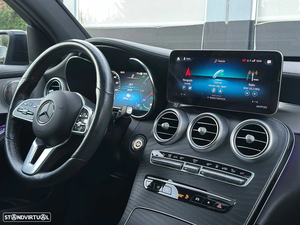 Mercedes-Benz GLC 300 de 4Matic 9G-TRONIC AMG Line Plus - 24