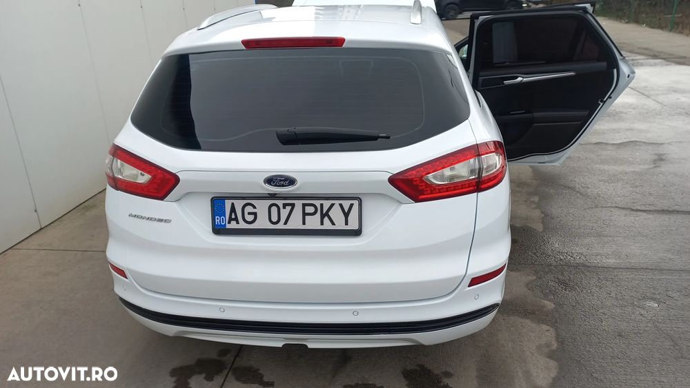 Ford Mondeo 2.0 TDCi Powershift Titanium - 15