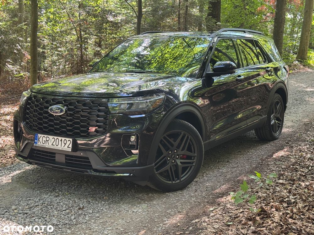Ford Explorer - 1