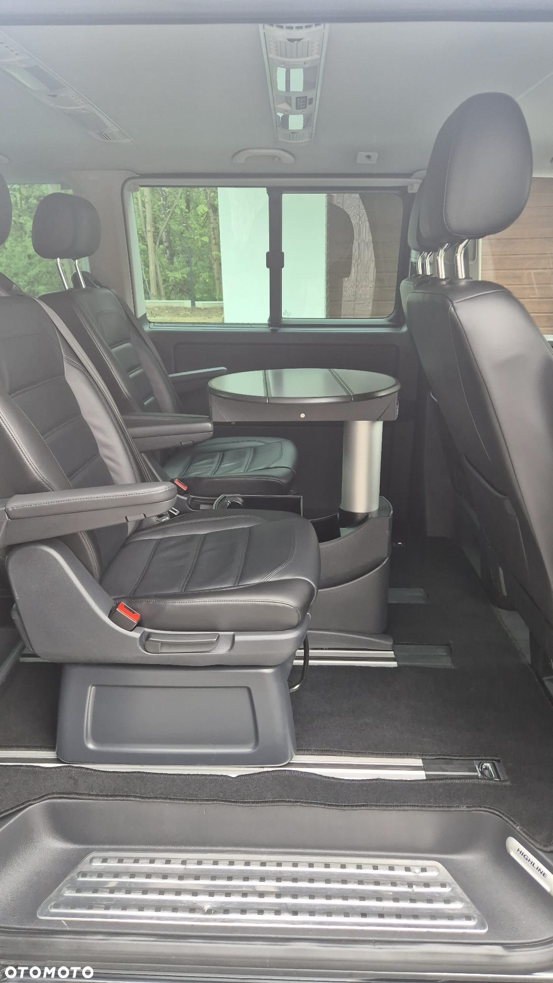 Volkswagen Multivan - 27