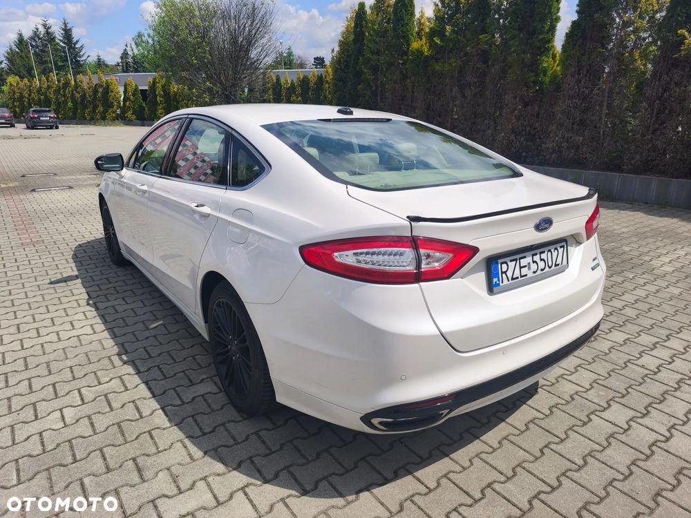Ford Fusion - 3