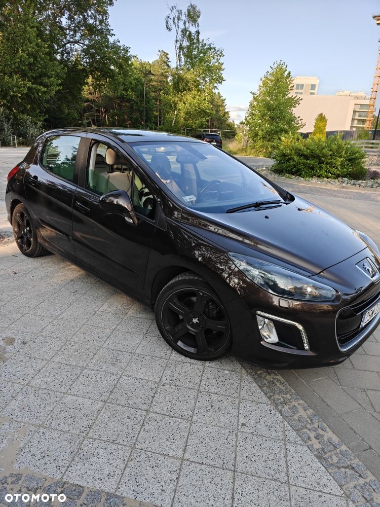 Peugeot 308 - 1