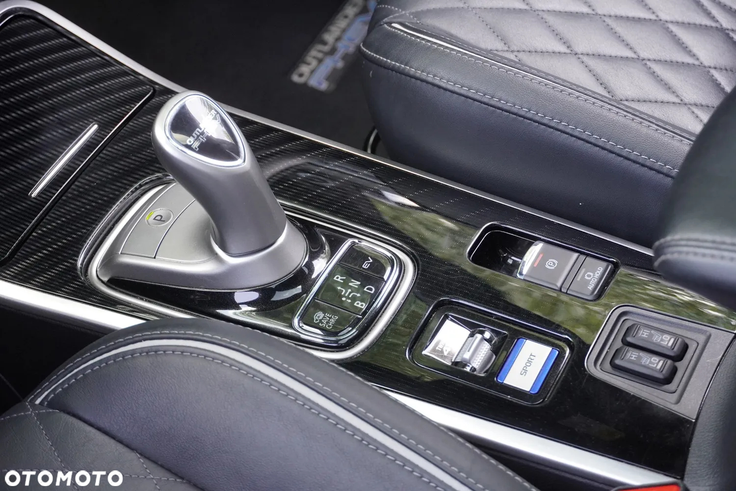 Mitsubishi Outlander ver-phev-instyle-plus - 22
