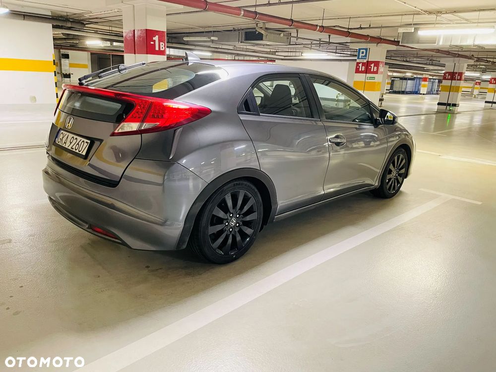 Honda Civic 1.8 Comfort - 3