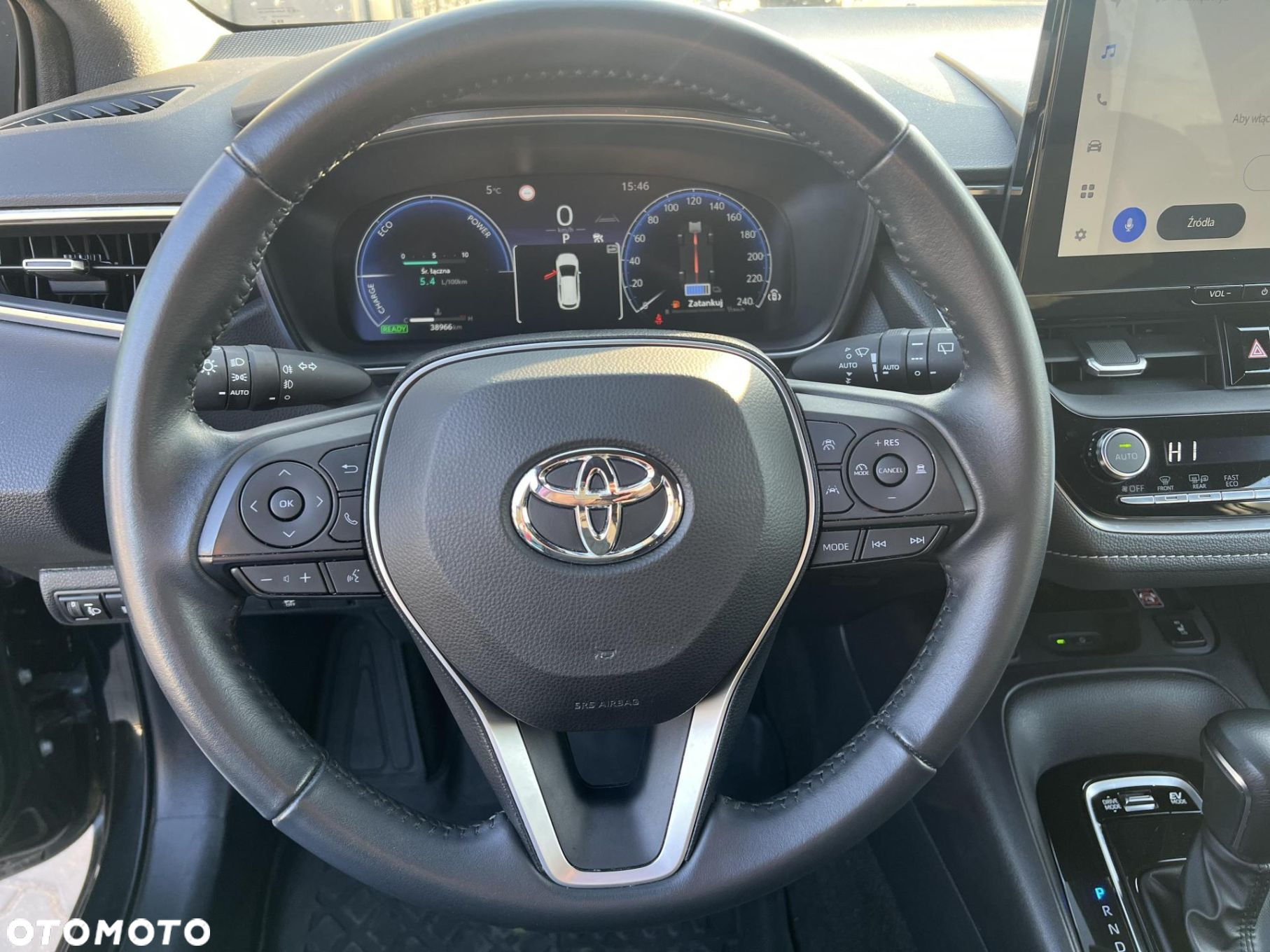 Toyota Corolla 1.8 Hybrid Comfort - 14