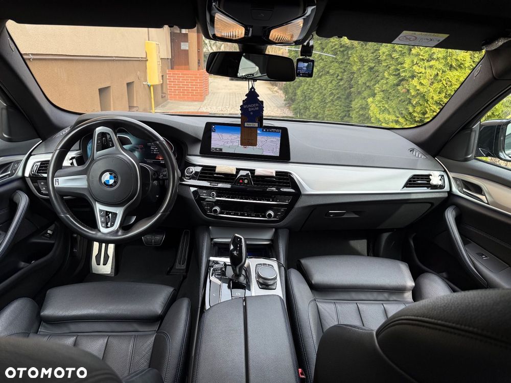 BMW Seria 5 518d - 6