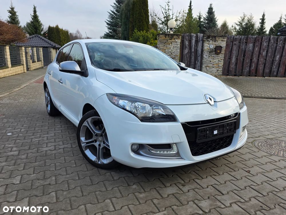 Renault Megane TCe 180 GT - 20