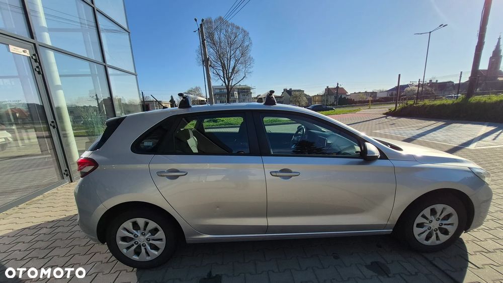 Hyundai i30 1.4 Classic + - 8