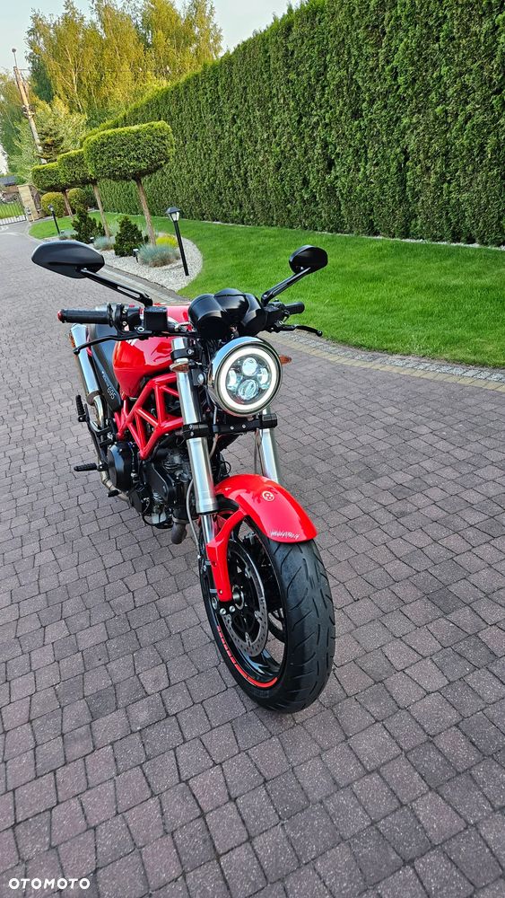 Ducati Monster - 7