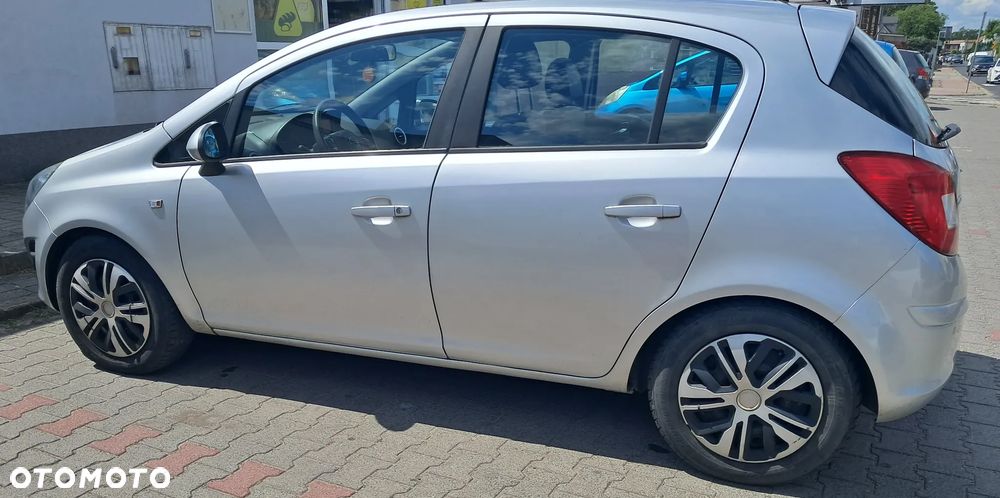 Opel Corsa 1.3 CDTI DPF EcoFLEX Start-Stop Edition - 4