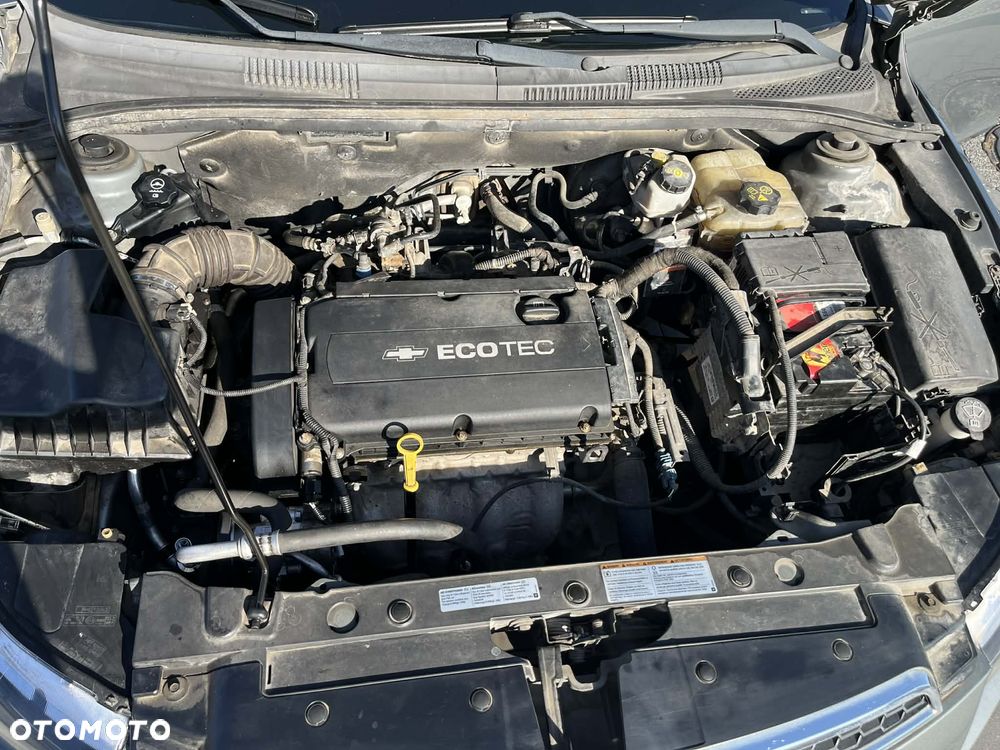 Chevrolet Cruze 1.6 LT - 17