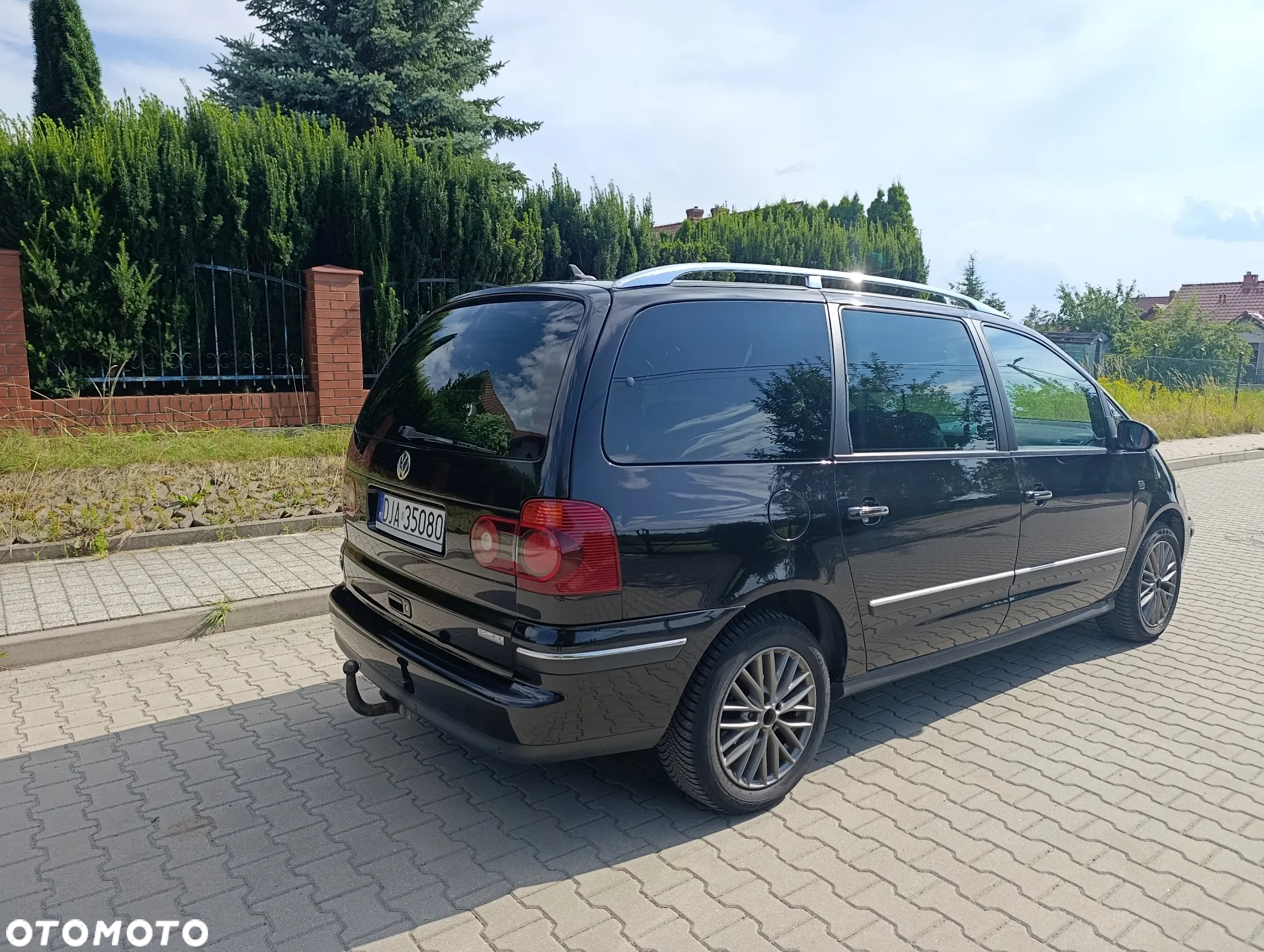 Volkswagen Sharan 2.0 TDI DPF Exclusive Edition II - 3