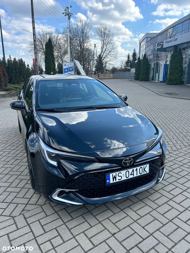 Toyota Corolla - 1