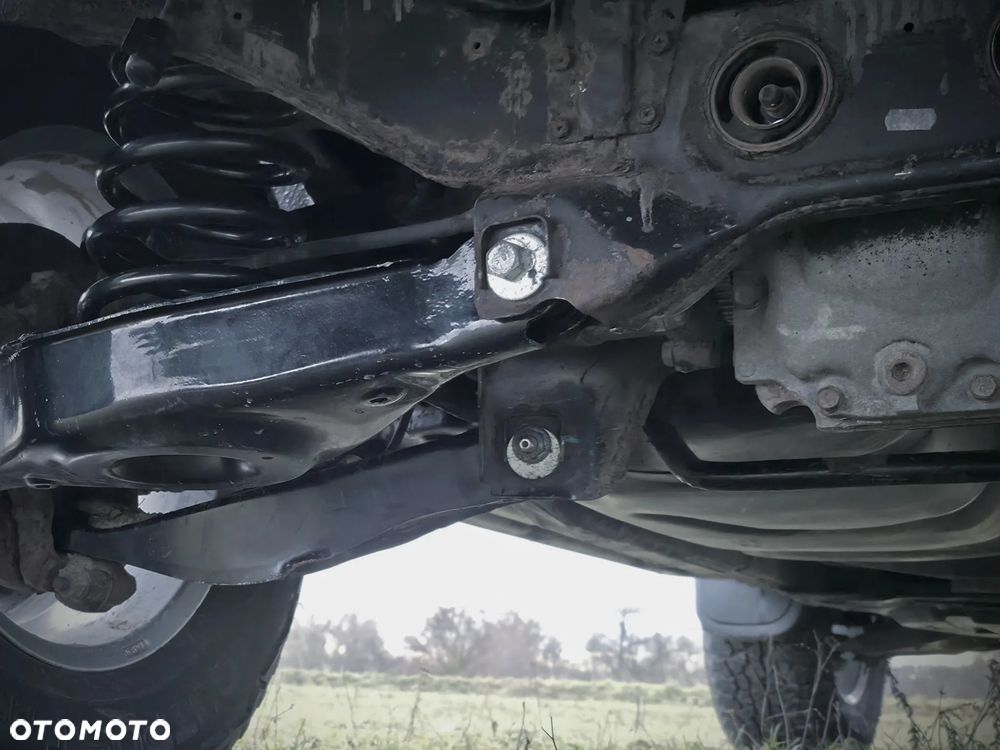 Nissan Pathfinder - 14