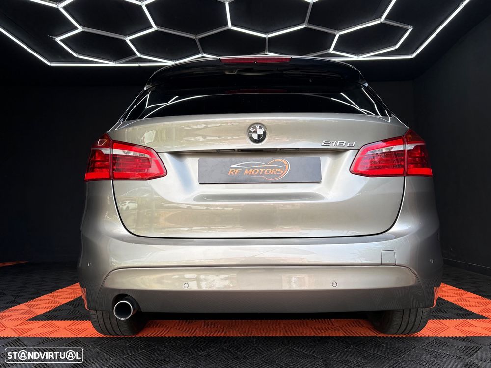 BMW 218 Active Tourer d Line Sport - 26