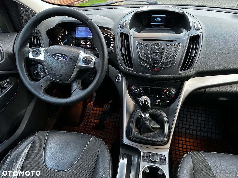Ford Kuga - 30