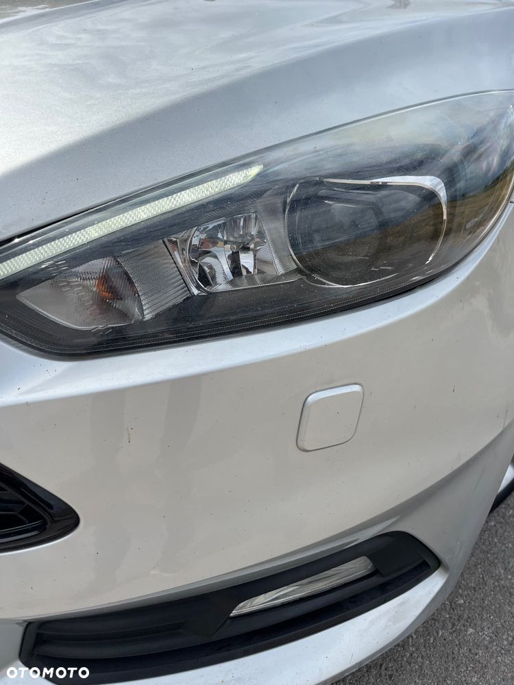 Ford Focus 2.0 EcoBoost ST - 26