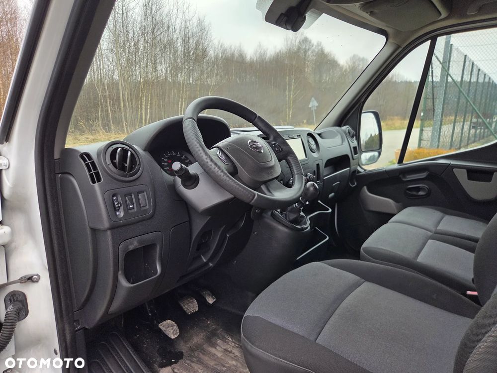 Renault Nissan Nv400 2.3DCI euro 6 L2H2 - 19